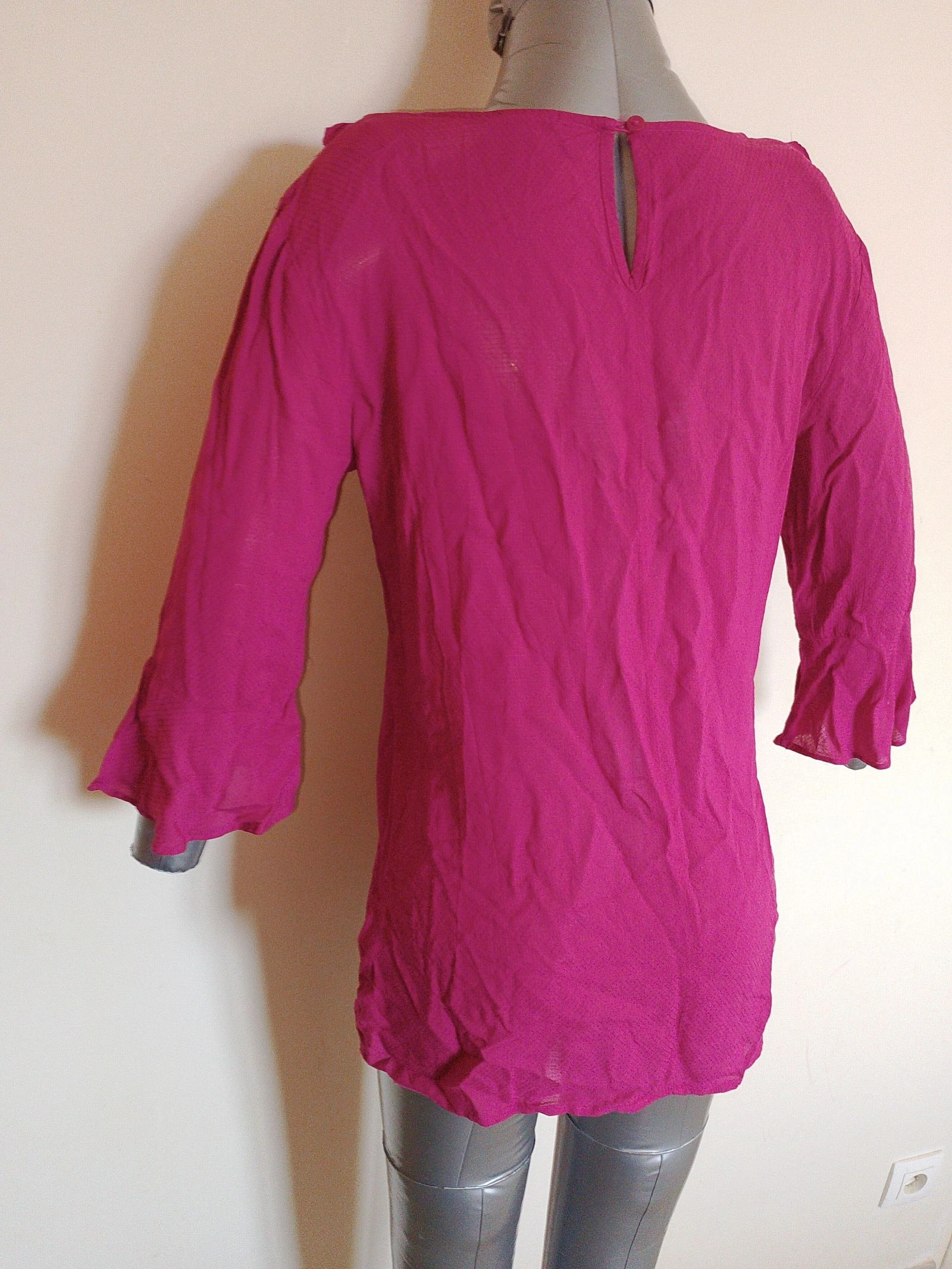 Blusa fucsia Esmara - Mangas acampanadas y cuello con volantes - Talla 36 - Nueva – photo 3